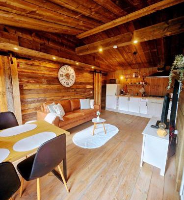 Geel Ski Chalet | Le Canard - Rust aan het water