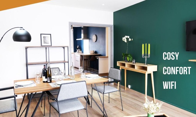 Laval Apartment | Le Chambord 2
