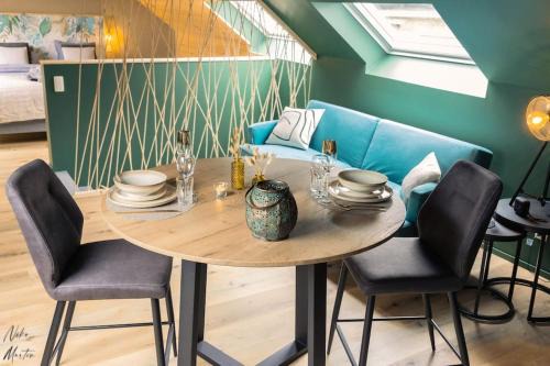 Ciney Apartment | Le Clos du Rempart Suite & Jacuzzi