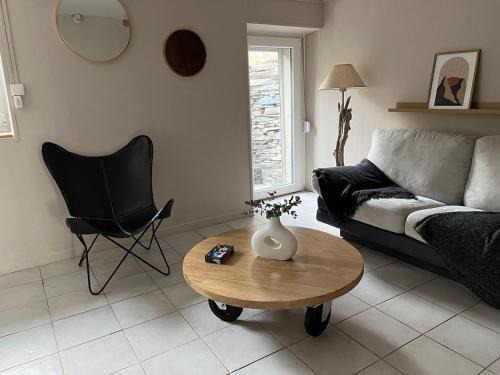 Fumay House | Le cocon de la vallée