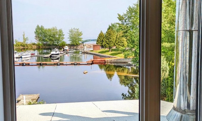Roberval Apartment | Le Cocon du Rivage