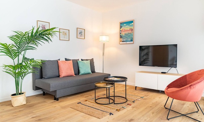 Madeleine-Champ de Mars Apartment | Le Congrès- Au cœur du centre ville avec Parking