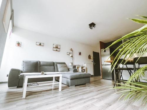 Tournon-sur-Rhone Apartment | Le DrômArdèchois - Gîte meublé 6 personnes Tournon sur Rhône - ÉCOLODGÎTE