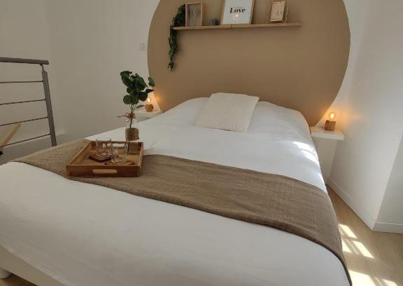 Saint-Jean-d'Angely Apartment | Le duplex de l'Abbaye Royale - Studio cosy !