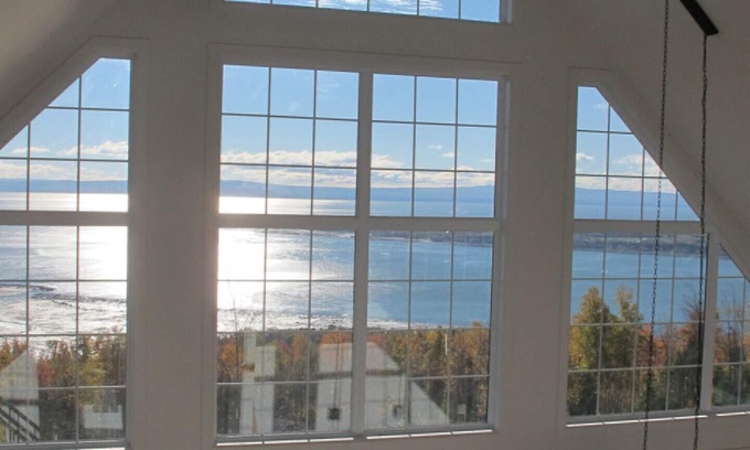 Saint-Joseph-de-la-Rive House | Le Fluvial - With stunning view of the Saint-Lawrence river!