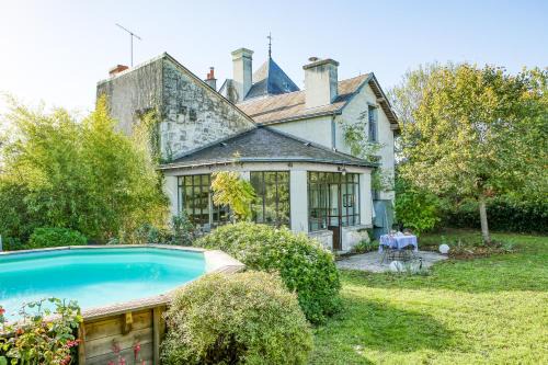 Breze House | Le Gîte du Château Fouquet - Piscine privée