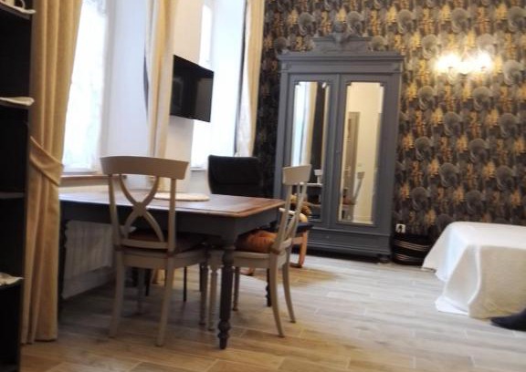 Bourges Apartment | LE GEORGE SAND Elégant studio coeur historique