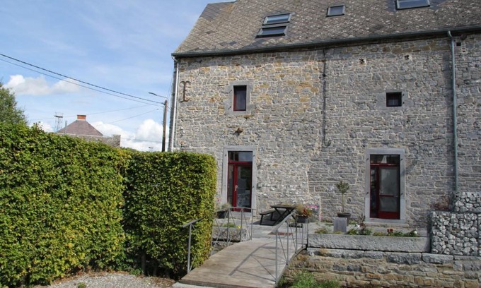 Mettet House | Le grenier de la Floye