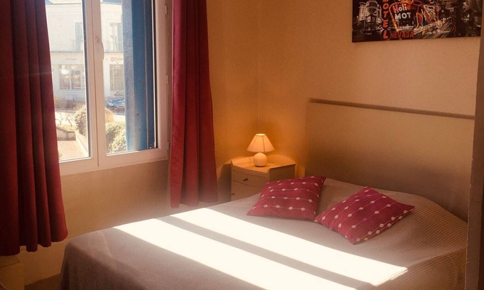 Ecueille Bed & Breakfast | Le Lion d'Or double wifi room (1)