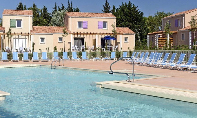 Paradou Apartment | Le Mas des Alpilles by Interhome