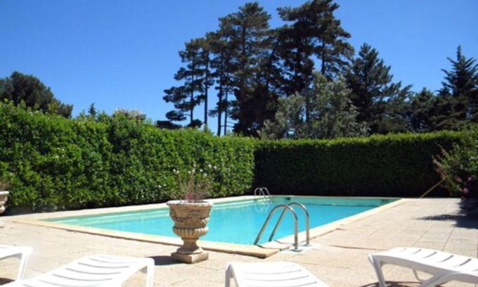 Pont-Saint-Esprit Hotel | Le Mas de l'Olivier