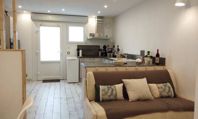 Saint-Martin-des-Entrees Apartment | Le Mont'aide - Appartement - 1-5 Personnes - 2 Pièces - 45 m² - Bayeux