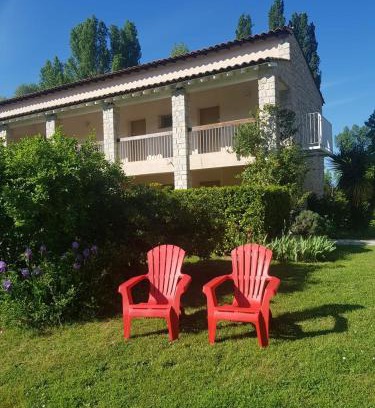 Vaison-la-Romaine Hotel | Le Moulin de César