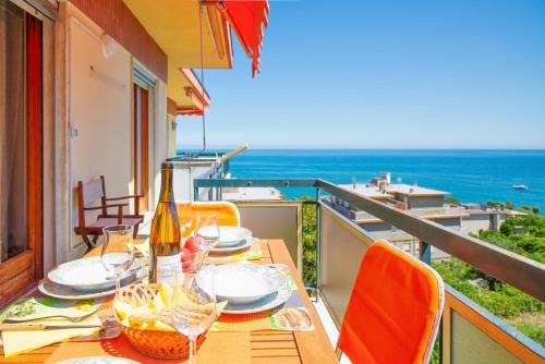 Sanremo Apartment | Le Orchidee Apartment by Wonderful Italy