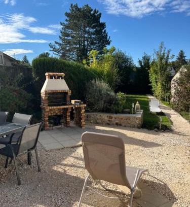 Saint-Fargeau House | Le Plaisancier Bourguignon
