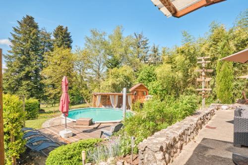 Saint-Pierre-de-Genebroz House | Le Relais Du Menuet
