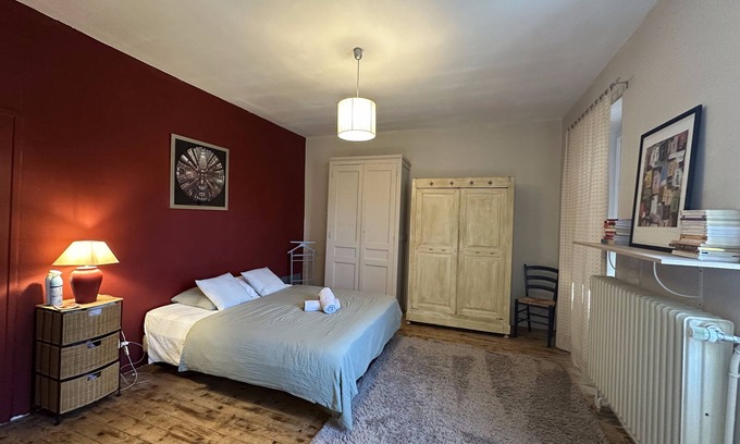 Creuzier-le-Vieux Villa | Le relais 1850, spacious country house with garden, quiet near Vichy