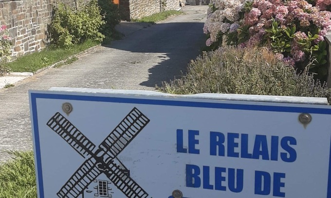 Saint-Lunaire Apartment | Le relais bleu de st lunaire swimming pool & SPA June 7nights 2 nights free