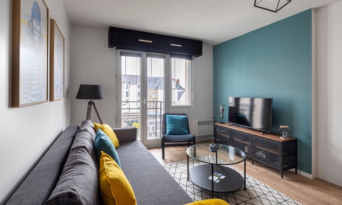 Madeleine-Champ de Mars Apartment | Le Sphinx - Cité des Congrès - en bail mobilité