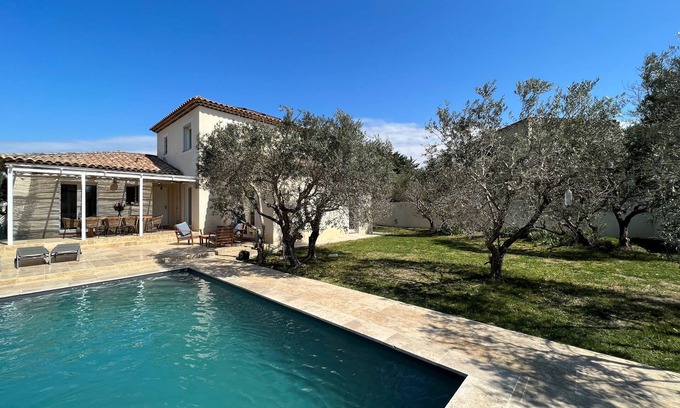 Marignane Villa | Le sud farniente - Villa with pool and olive trees