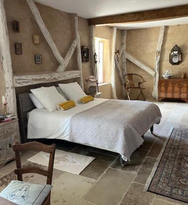 Lectoure Apartment | Le tarin des aulnes - Grand gîte Nénuphar