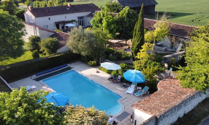 Serigny House | Le Tuffeau Retreat: Charm in Loire