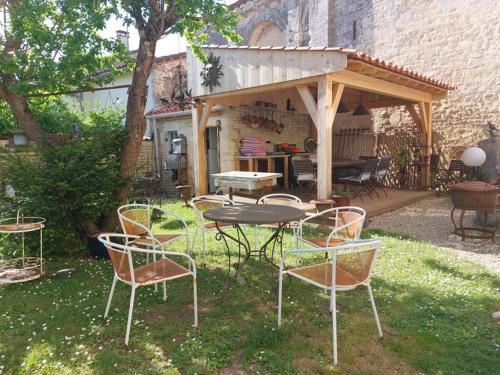 Cresse Bed & Breakfast | le vieux prieure