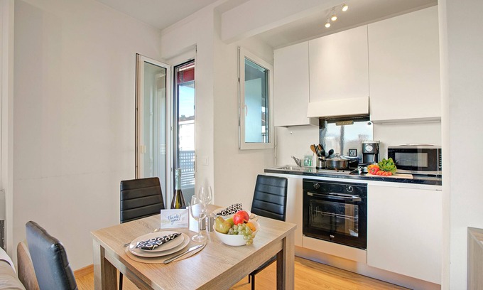 Pregassona Apartment | Lean Home