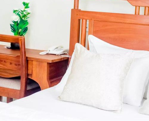 Morogoro Cabin | Lebreina Safari Lodge