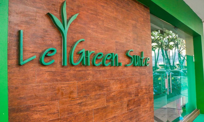 Ambon Hotel | LeGreen Suite Ratulangi