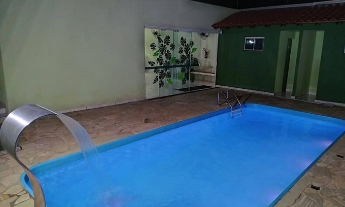 Londrina House | Leisure Space with Heated Pool
