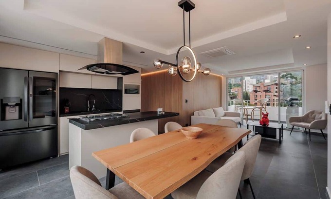 Las Lomas I Apartment | lEPl Modern Apt, AC, Nice View, Balcony, Provenza