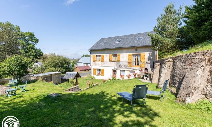 Saint-Alyre-es-Montagne House | Les Airelles du Cézallier