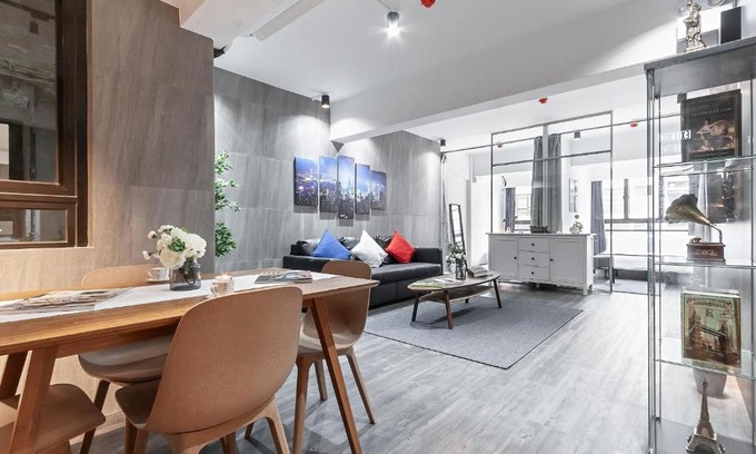 Tsim Sha Tsui Apartment | Les Barons