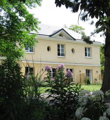 Henouville House | Les Buis de Boscherville Gite