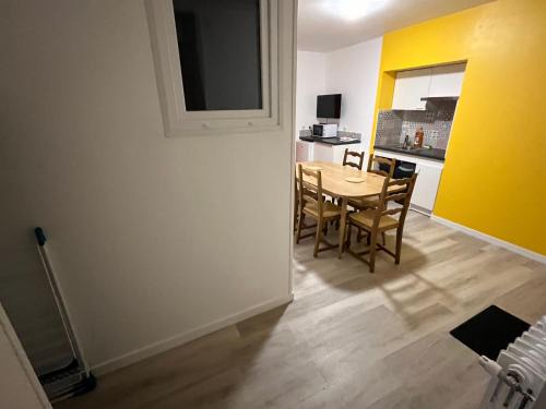 Mazerolles Apartment | Les gîtes de Mazélise