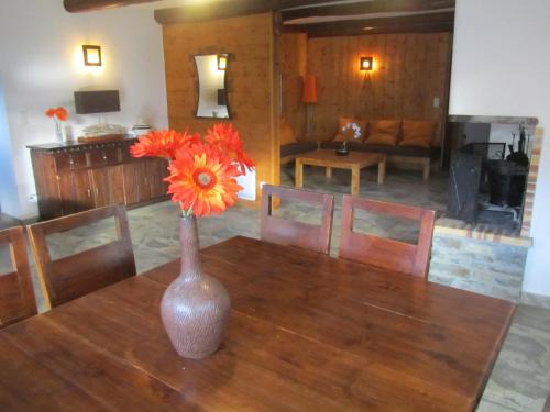 Camparan House | Les GITES DE CAMPARAN - gîte "la BERGERIE AVEC SPA"