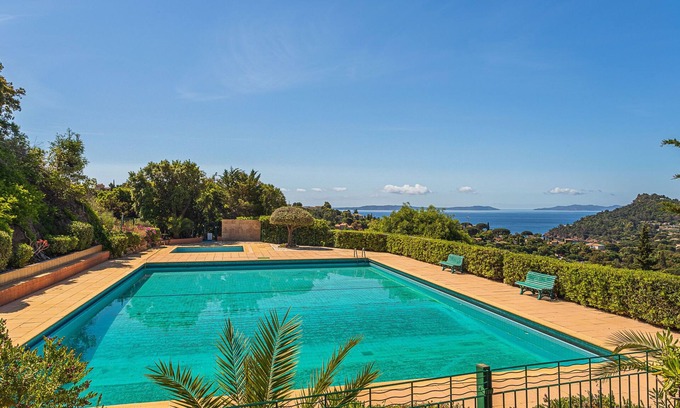 Cavaliere Apartment | Les Mas de Pramousquier by Interhome