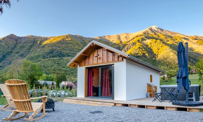 Aspres-les-Corps Ski Chalet | Les Petits Ecrins Avec Spas Privatifs