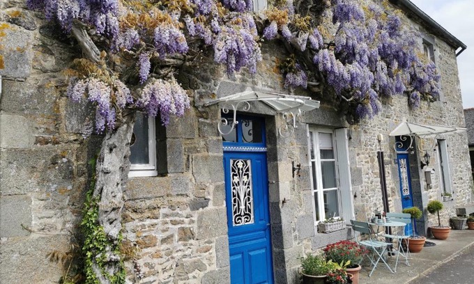 Langourla Bed & Breakfast | ‘Les Portes Bleues’ Chambres d’hôtes