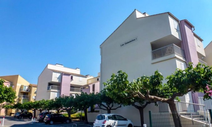Le Grau-Du-Roi Apartment | Les Saladelles by Interhome