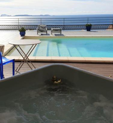 L'Estaque House | LES SUITES LOVE 2 SPA VUE MER PISCINe