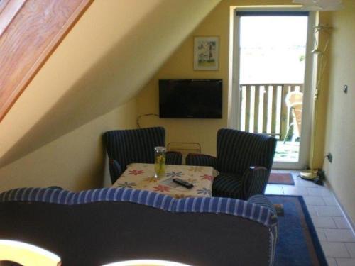 Strukkamp Apartment | Letztes-Haus-vorm-Wasser-1