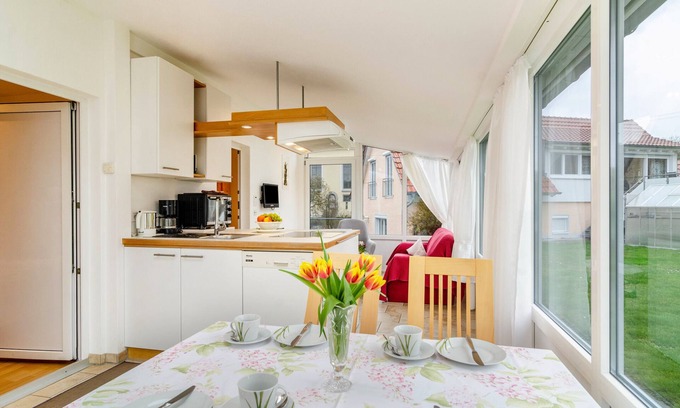 Ueberlingen Apartment | Light-Flooded Holiday Apartment “Haus Nussbaum” close to Lake Constance with Wi-Fi, Terrace & Garden; Parking Available