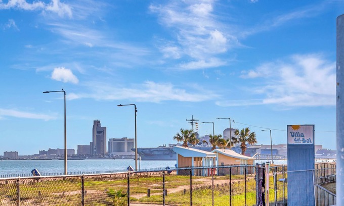 North Beach Condo | Lighthouse at the beach