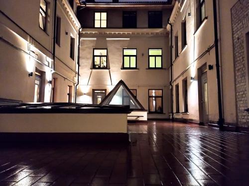 Old Town Apartment | Like Home Apartments - 2 rooms with balcony
