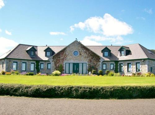 Ballyliffin House | Like walking into a fantastic novel at Inishowen House
