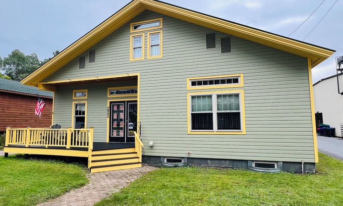 Old Forge Apartment | Lil E's Pad #1 -The ultimate Adirondack apartment for two.