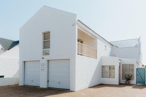 Paternoster Apartment | Lilla's Landing
