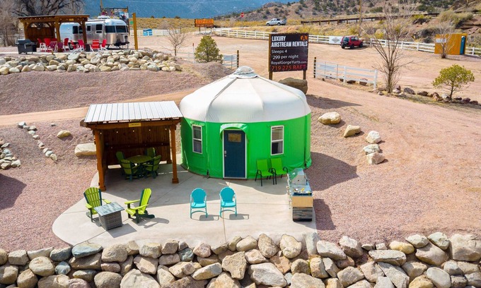 Canon City House | Lime Moss Summary: Ex